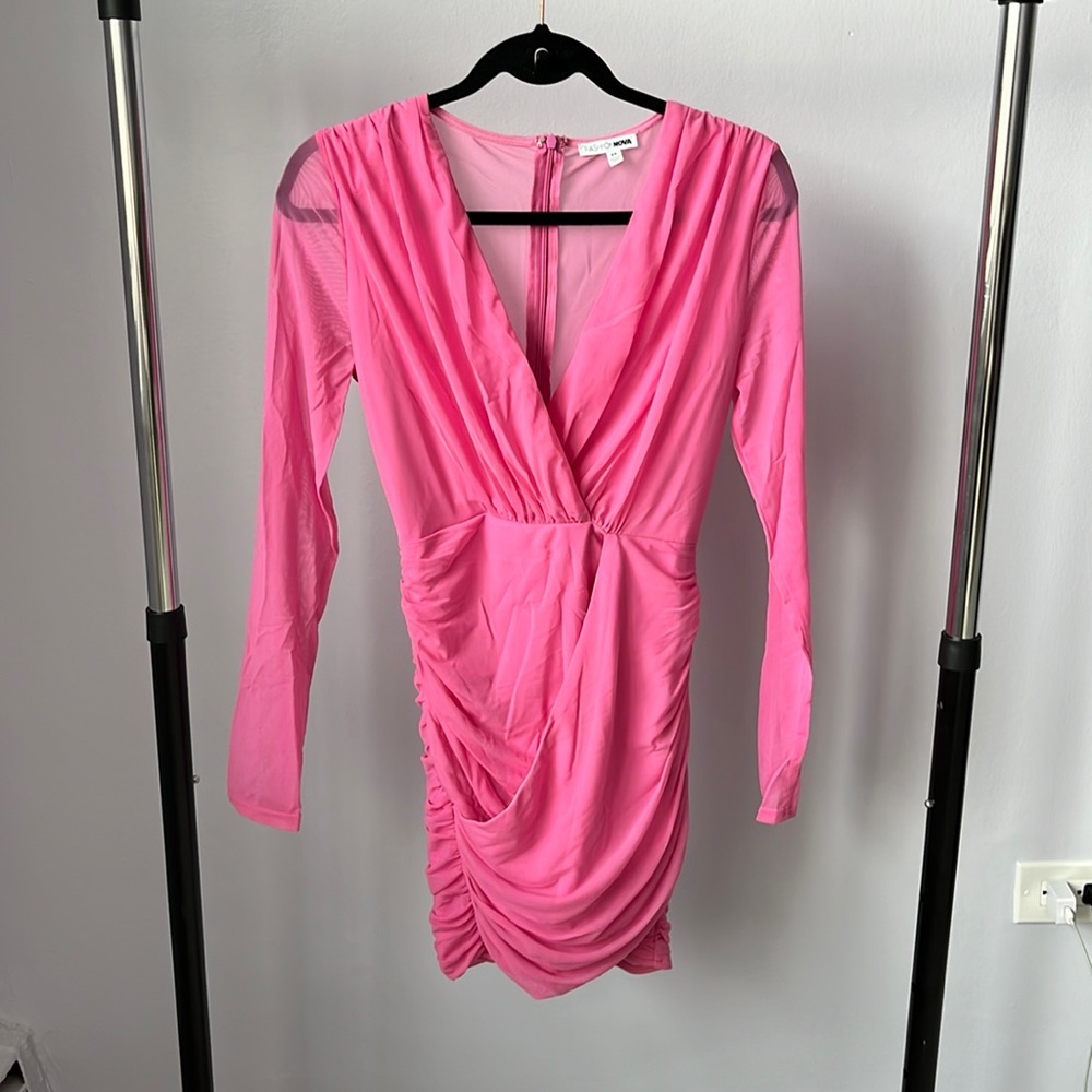 Fashion Nova size medium pink midi dress